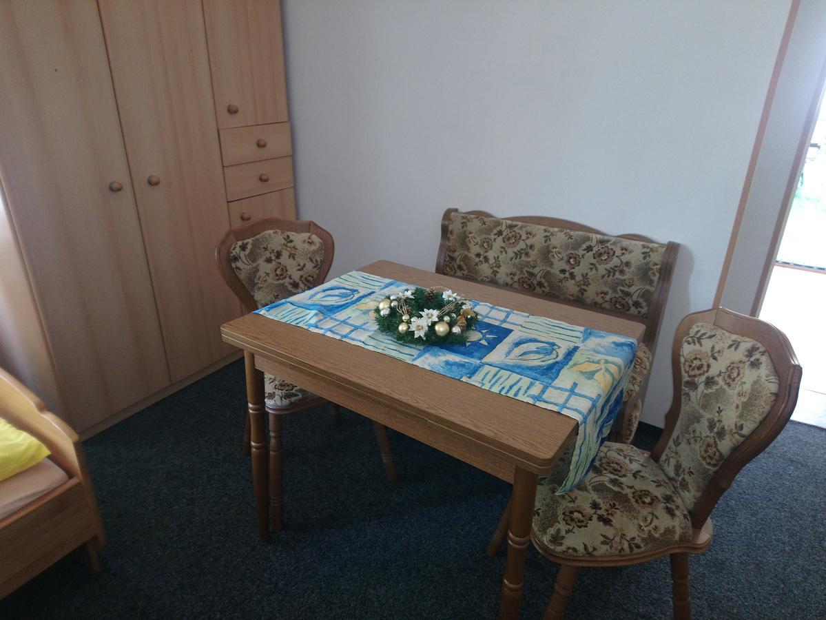 Penzion U Krtka Kraslice Dış mekan fotoğraf